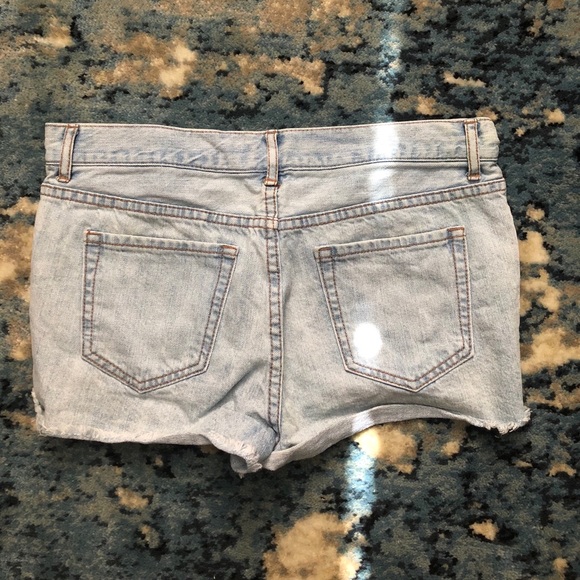 F21 3-Button Denim Shorts - Picture 5 of 5